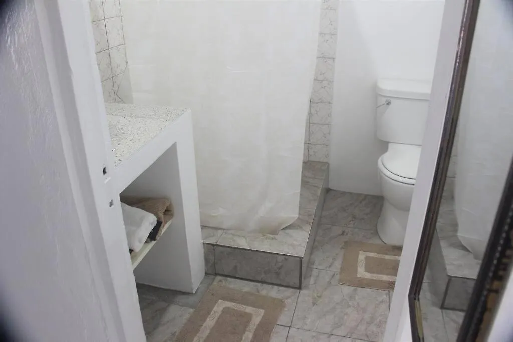 Ladville Apartment Near Kingstown #2